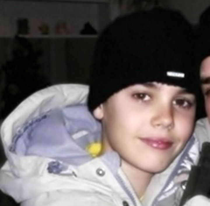 HagnnisGomes's tweet photo. Baby 💜 #MTVHottest Justin Bieber https://t.co/tIY7bwxi94