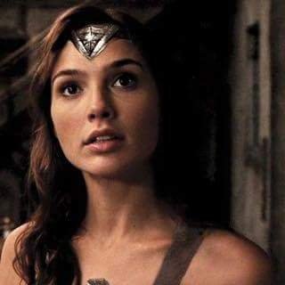 New

Diana prince 

Rt

Ships with chemistry crossovers woculme