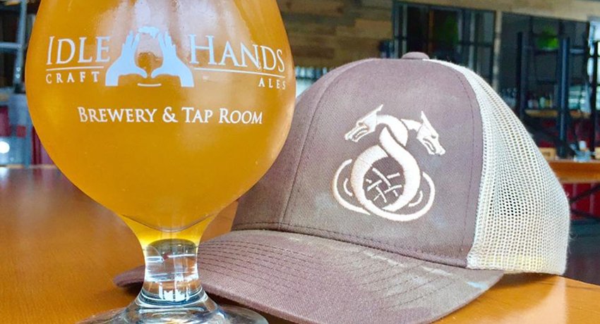 Need a Tuesday night bevy? Hit up <a href="/lordhobobar/">Lord Hobo</a> to try Blüten, a honey-spelt saison by <a href="/BratoBK/">BRATO Brewhouse + Kitchen</a> + <a href="/idlehandsbeer/">IdleHandsCraftAles</a>: bit.ly/2uRV19b