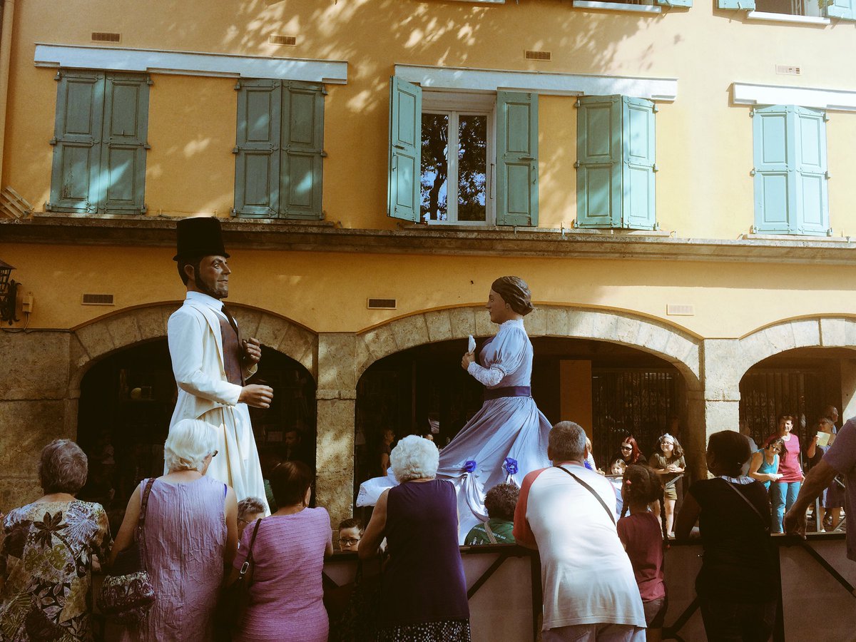 GegantsLloret's tweet photo. Aqst capde hem sigut presents a Tuir a la Catalunya Nord hem gaudit molt amb la seva gent! #viulloret #somgegants #elsverds @lloretturisme https://t.co/BGBzfx8Uay