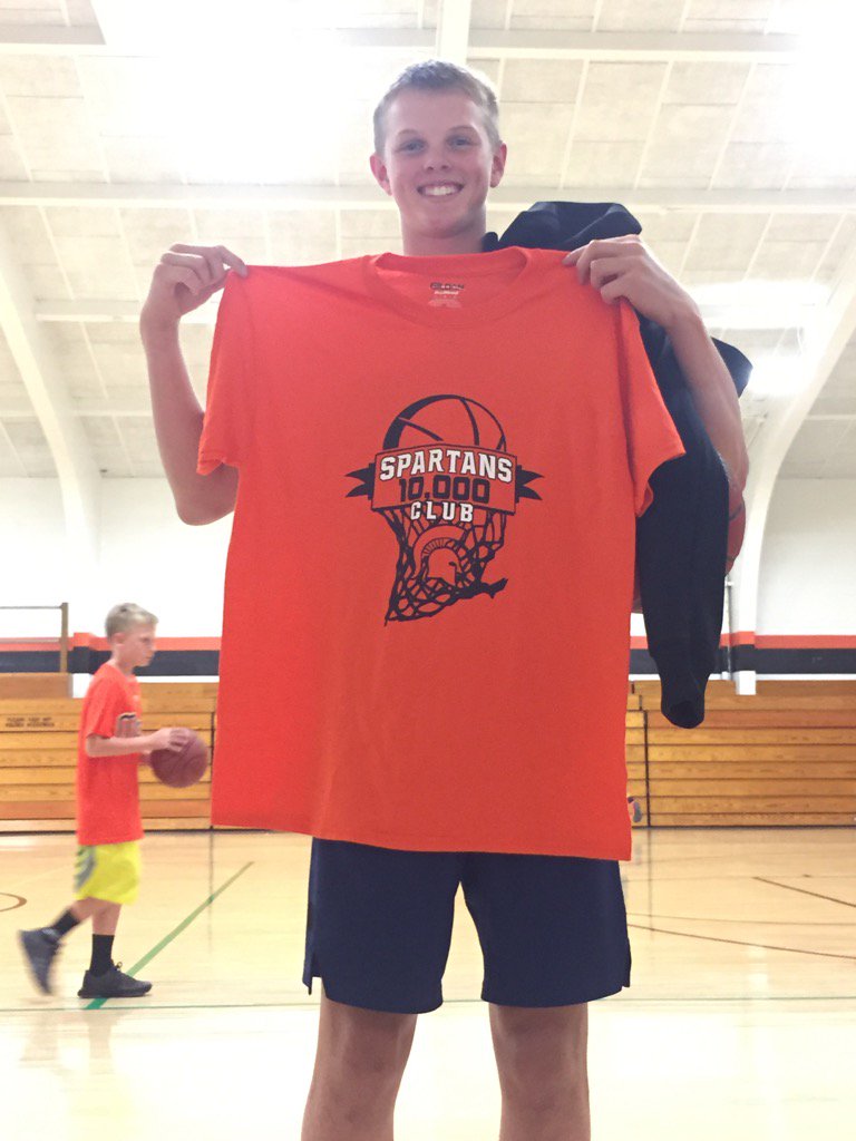 10k shooting club Recipient <a href="/CarsonShive/">Carson Shive</a> with his Adidas Hoody &amp; 10k Shirt! Congrats.