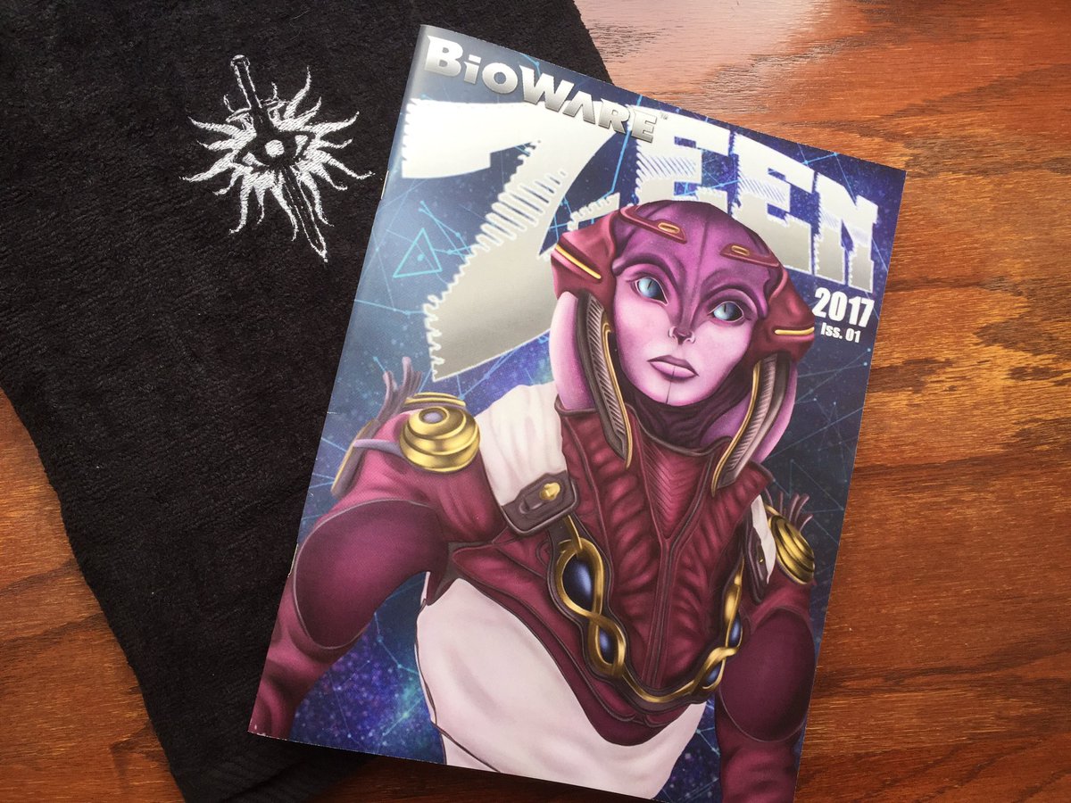 RiHouston's tweet photo. Unpacking from @ALMagicCityCon and my move to realize I forgot to give a few gifts for @kessel_run and @Mike_Laidlaw 😓#zeen #bioware #fail https://t.co/NKTvMx9CHy