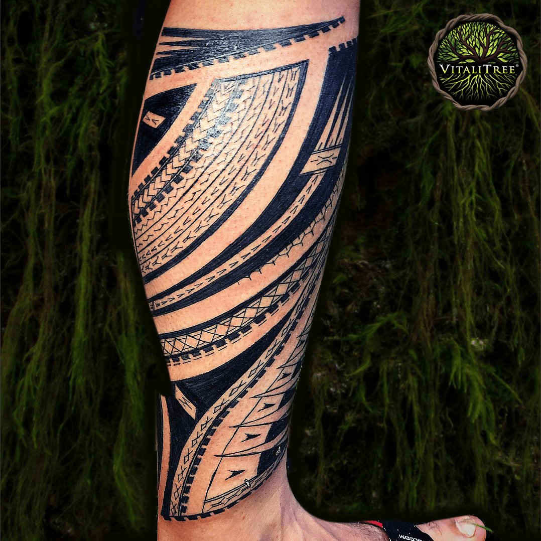 Tabua Tattoo Company - Fijian/Samoan thigh tattoo. #fijitattoo  #samoantattoo #thightattoo #tatau #polynesiantattoo #melanesiantattoo  #islandertattoo #vancouverfijian #tabuatattoo #legtattooforwomen #legtattoo  #femaletattoo | Facebook