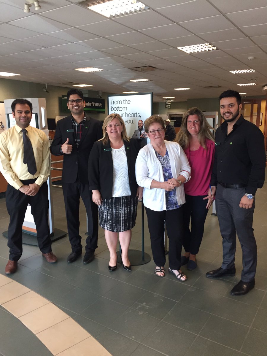 The Spruce Grove team has been connecting with clients ALL morning! Legendary FTW! @Lcolangelo_TD @KellyLilja_TD ...on to St. Albert next!