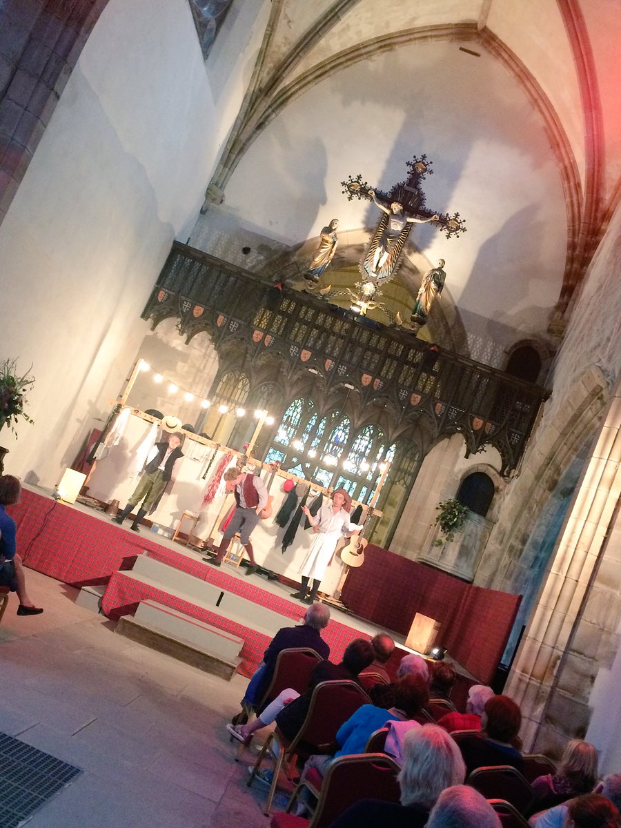 threeinchfools's tweet photo. #RomeoandJuliet #Braemar #foolsshakespeare https://t.co/G6ckofIQsE