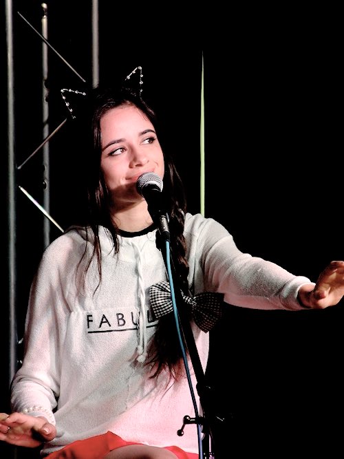 camilizerszone's tweet photo. 50 comentários aqui, rápido!

#MTVHottest Camila Cabello https://t.co/vzYUz1YN4w