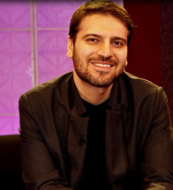 SYOLoversALG's tweet photo. Love to give!
To give is love,
And love the gift,
The gift of love.
https://t.co/aNeeTXKzXf
#SamiYusuf #TheGiftofLove #Quds #Spiritique https://t.co/T9x5gxYWIq