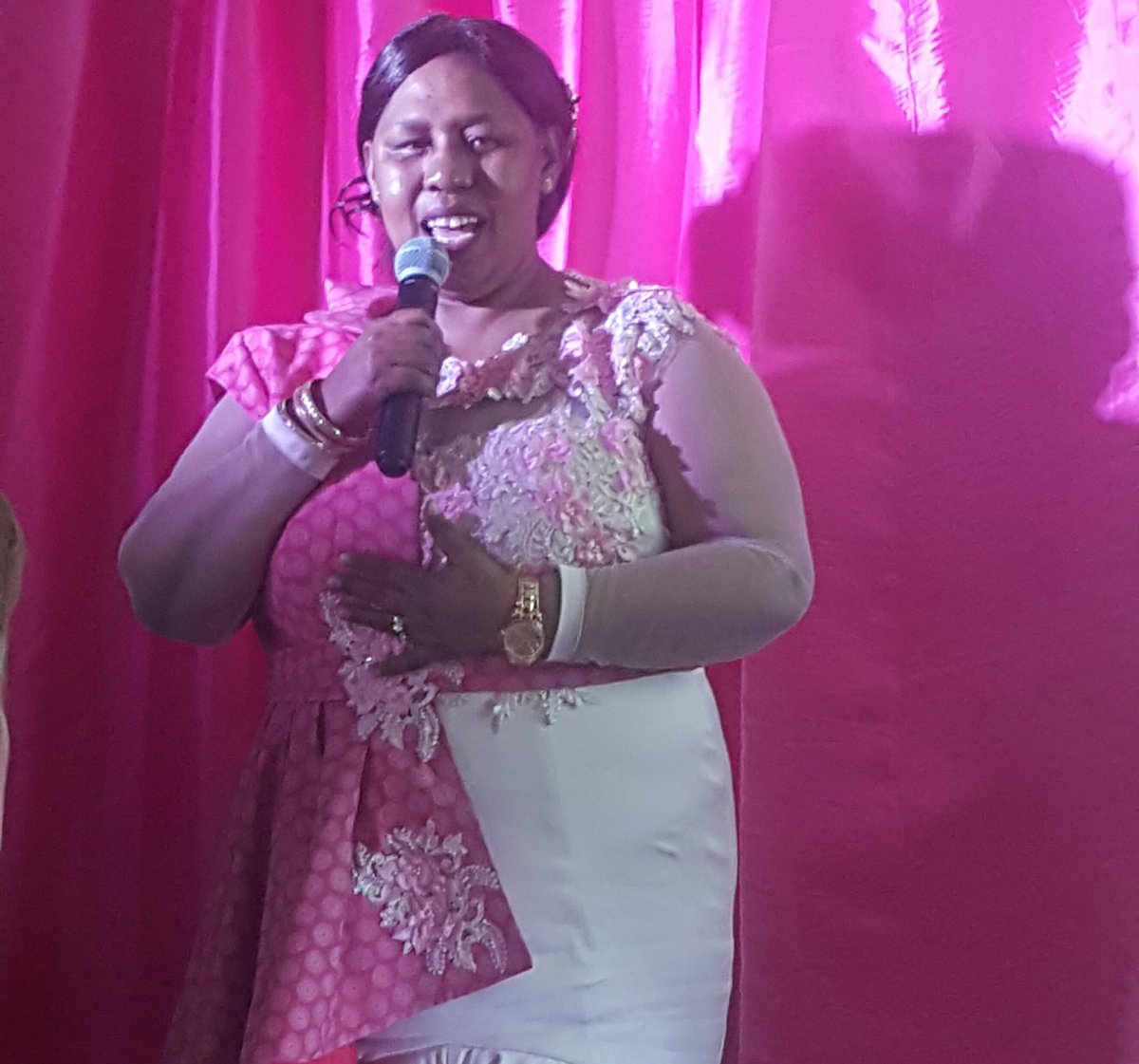 PinkMobileSA's tweet photo. Deputy Minister of Social Development, Hendrietta Bogopane speaking about the how important @ThePinkDrive is https://t.co/dIcW7ZuzsO