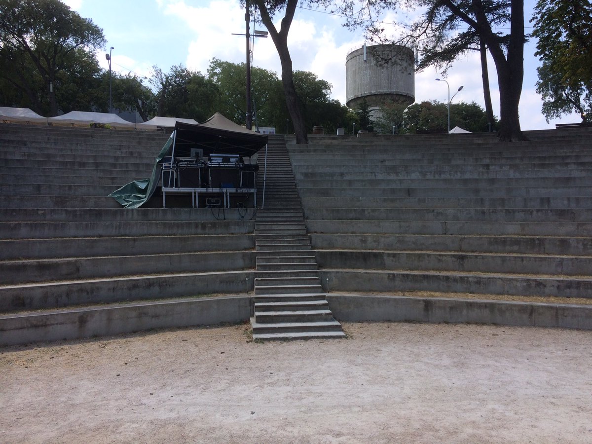 samtannerkeys's tweet photo. Bagnols Blues Fest. South of France. Very nice. #BrotherStrut #France #Festival #Soul #2017 https://t.co/kWvq3ETb0f