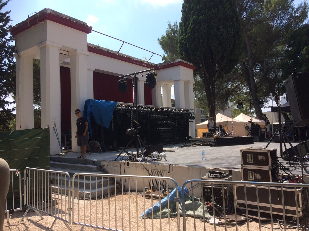 samtannerkeys's tweet photo. Bagnols Blues Fest. South of France. Very nice. #BrotherStrut #France #Festival #Soul #2017 https://t.co/kWvq3ETb0f