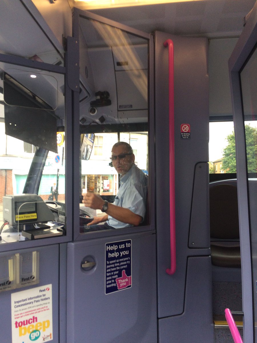 DavidFranklyne's tweet photo. @FirstSouthYorks Riding my bike home, London Road, Sheffield, bus driver (97 route?) tried to put me and another cyclist into the curb https://t.co/RWzDa5oYeW