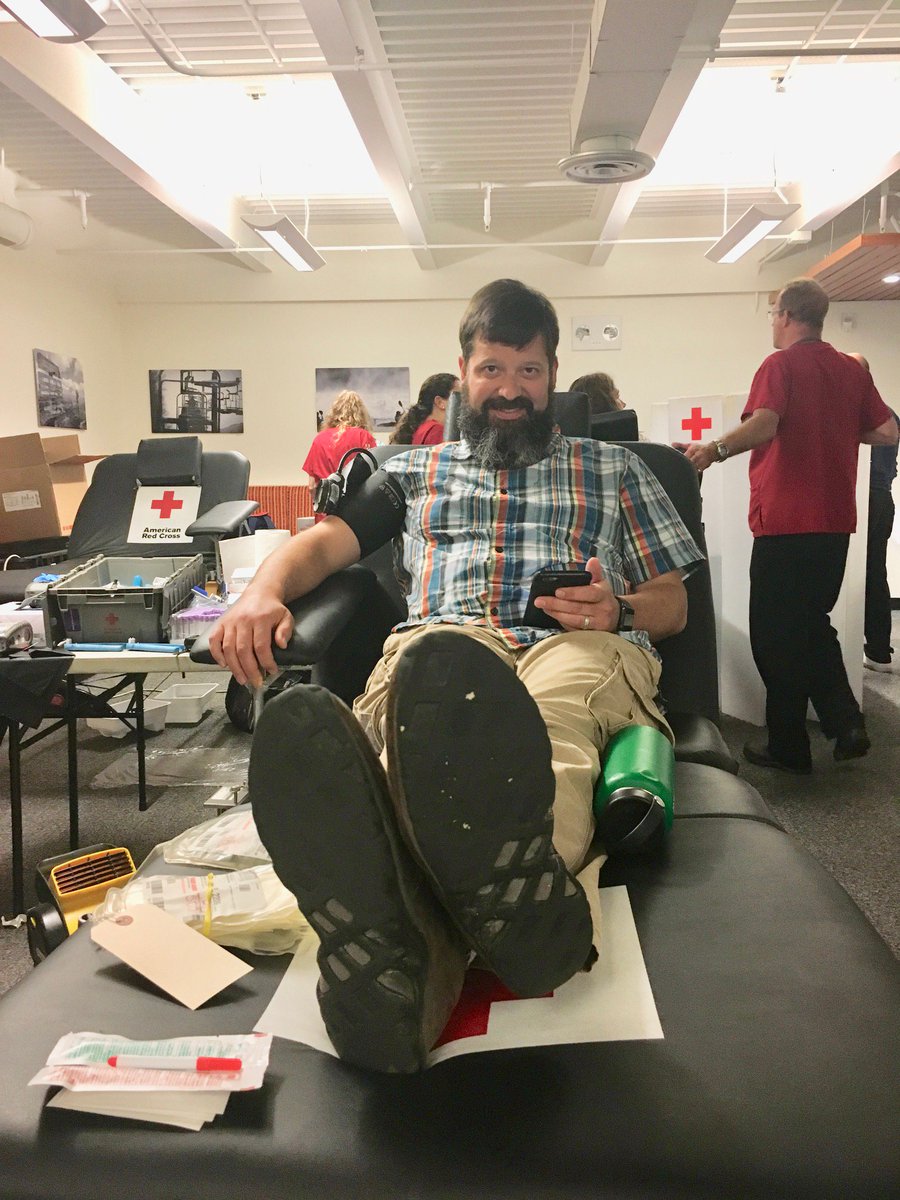 DealerDotCom's tweet photo. #DealerDotCom heroes donated blood with the @RedCross, successfully collecting 60 pints totaling 180 potential lives saved! #LifeAtDealer https://t.co/WFyQGlyIA1