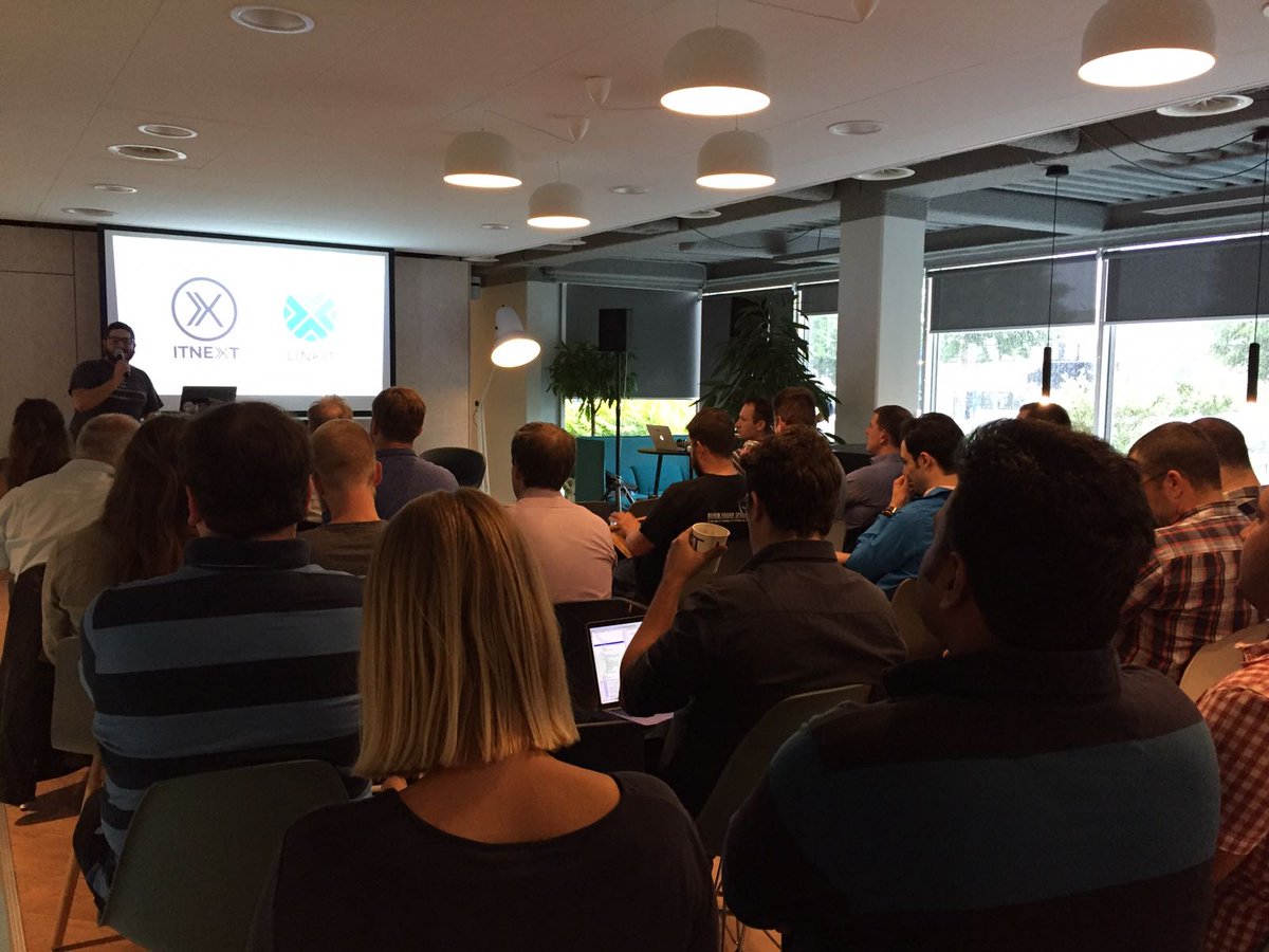 ITNEXT_io's tweet photo. #microservices #meetup @LINKITGroup office with @RodrigoSoaresC6 talking about reactive Microservices with #spring5 https://t.co/77uKe8kmVU