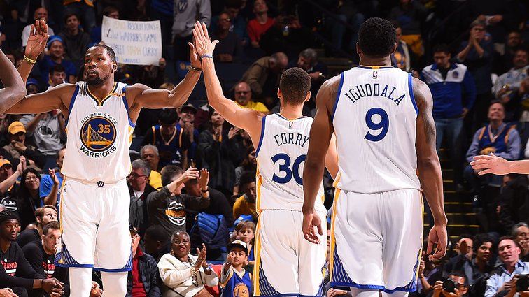 warriors's tweet photo. Officially official, Dubs re-sign Curry, Durant, Iguodala, Livingston, Pachulia &amp; West » https://t.co/UxOO48JqZM #DubNation https://t.co/6DDq1Z6NoS
