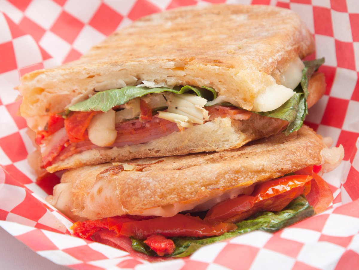 StreetCornerCIN's tweet photo. S/O to @16BricksBakery for giving our sandwiches a lil somethin extra. #cincinnati #eatlocal @CityBeatEats https://t.co/KbLe4KJOQw