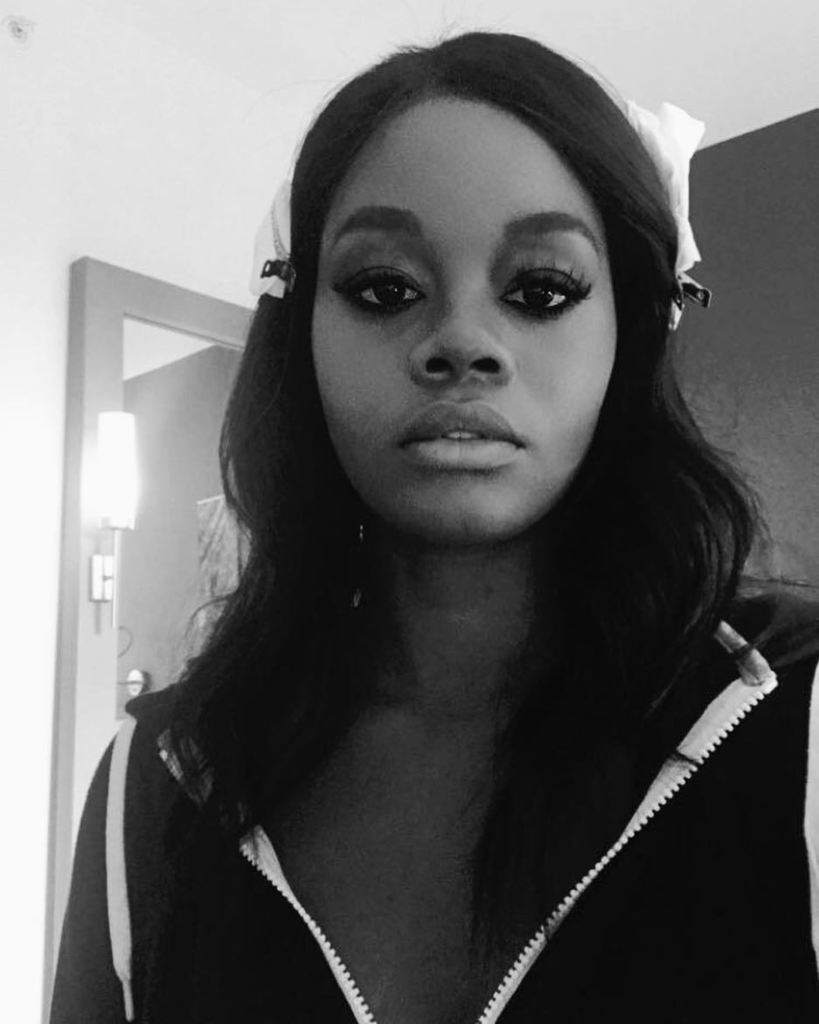saishabeecham's tweet photo. @gabbycvdouglas looking like a 70's diva today! Hey pretty!! 👋🏾 #makeupbyme #makepbysaisha #hairbyme #hairbysaisha… https://t.co/fbP748RmIB https://t.co/Lr22LvSmsm