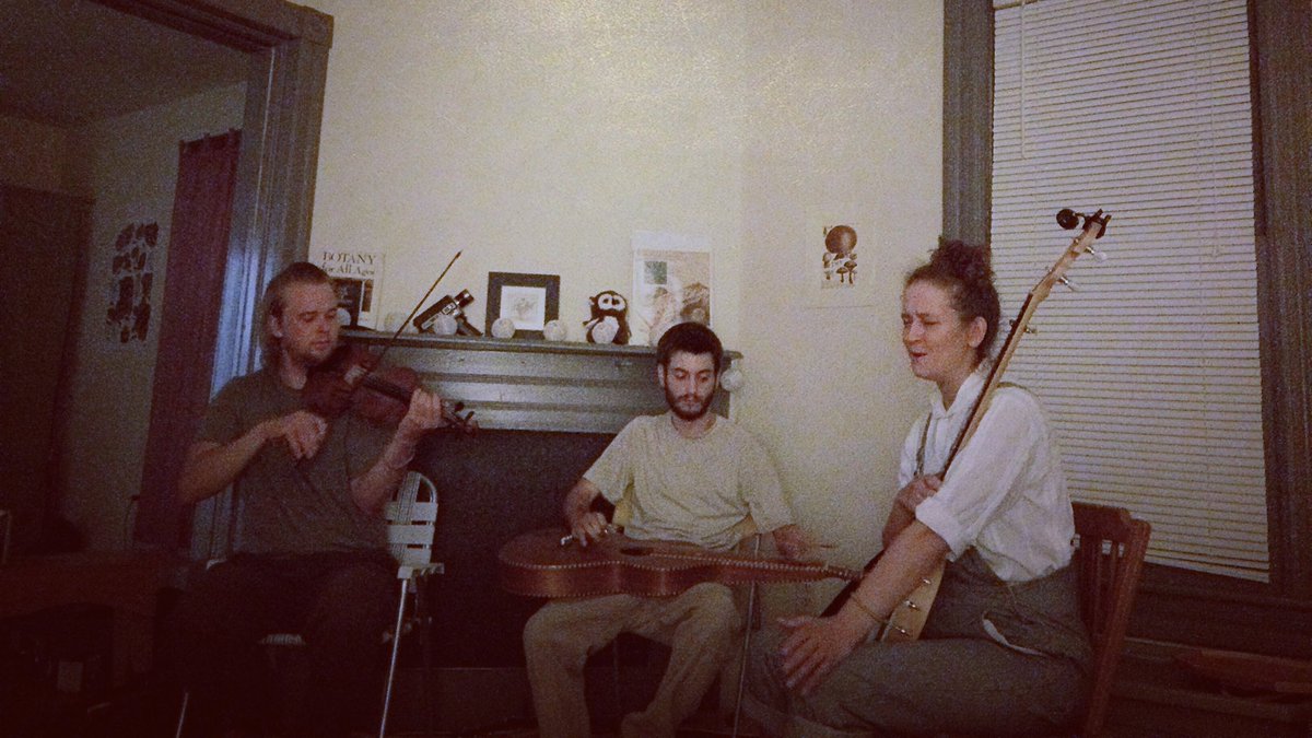 radioWMWC's tweet photo. Will Csorba &amp; friends and the Leveetoppers playing at a house show in Fredericksburg last night!

📸:@SeparatePlate https://t.co/ZT08gYvzKI