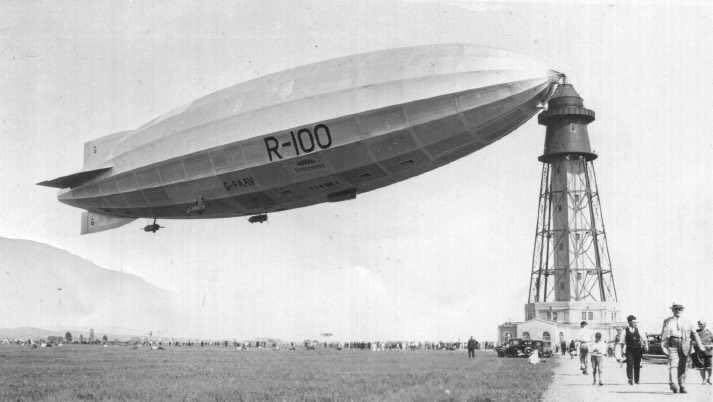 CardingtonSheds's tweet photo. 29th July 1930 - 29th July 2017 #R10087 crossing the Atlantic to Canada. https://t.co/oxlE3ze6PI