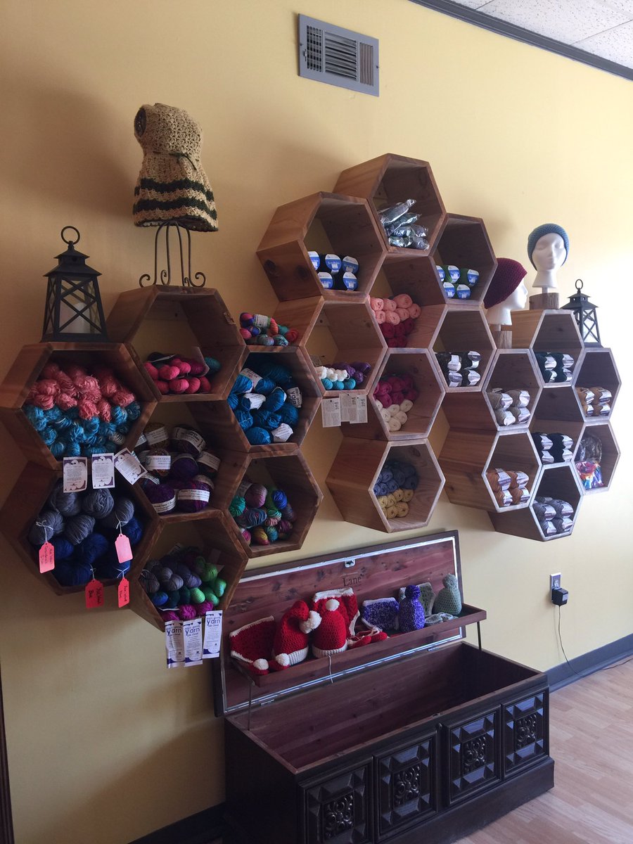 WoodNKnitBeNice's tweet photo. Even better, the shelves are full!! Come check it out @WoodNKnitBeNice Music Studio. #YarnAddict #Papillion #ShopLocal #KnittingIsAwesome https://t.co/xvD2CNryne