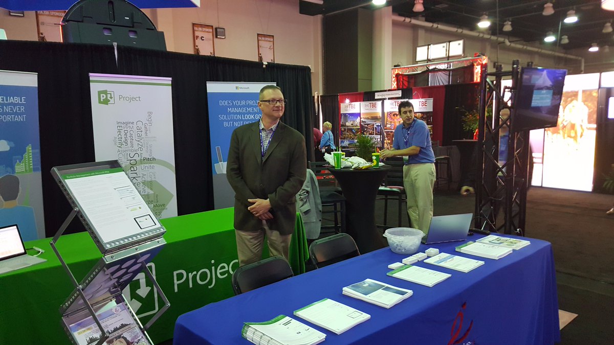 Microsoft's Don Lionetti in our booth (#608) at OIGA 2017 Conference. #AmazingPartnerships