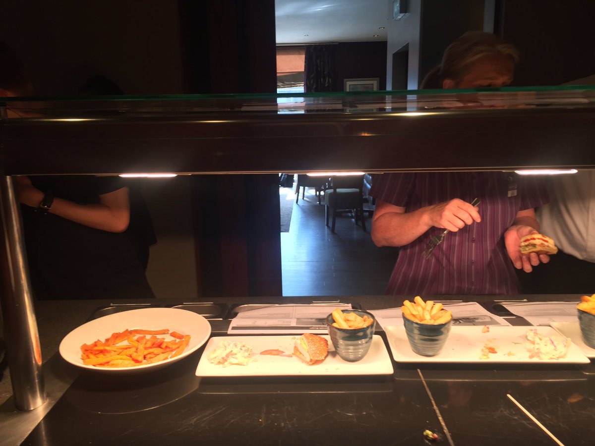 Chloe Richards tweet media