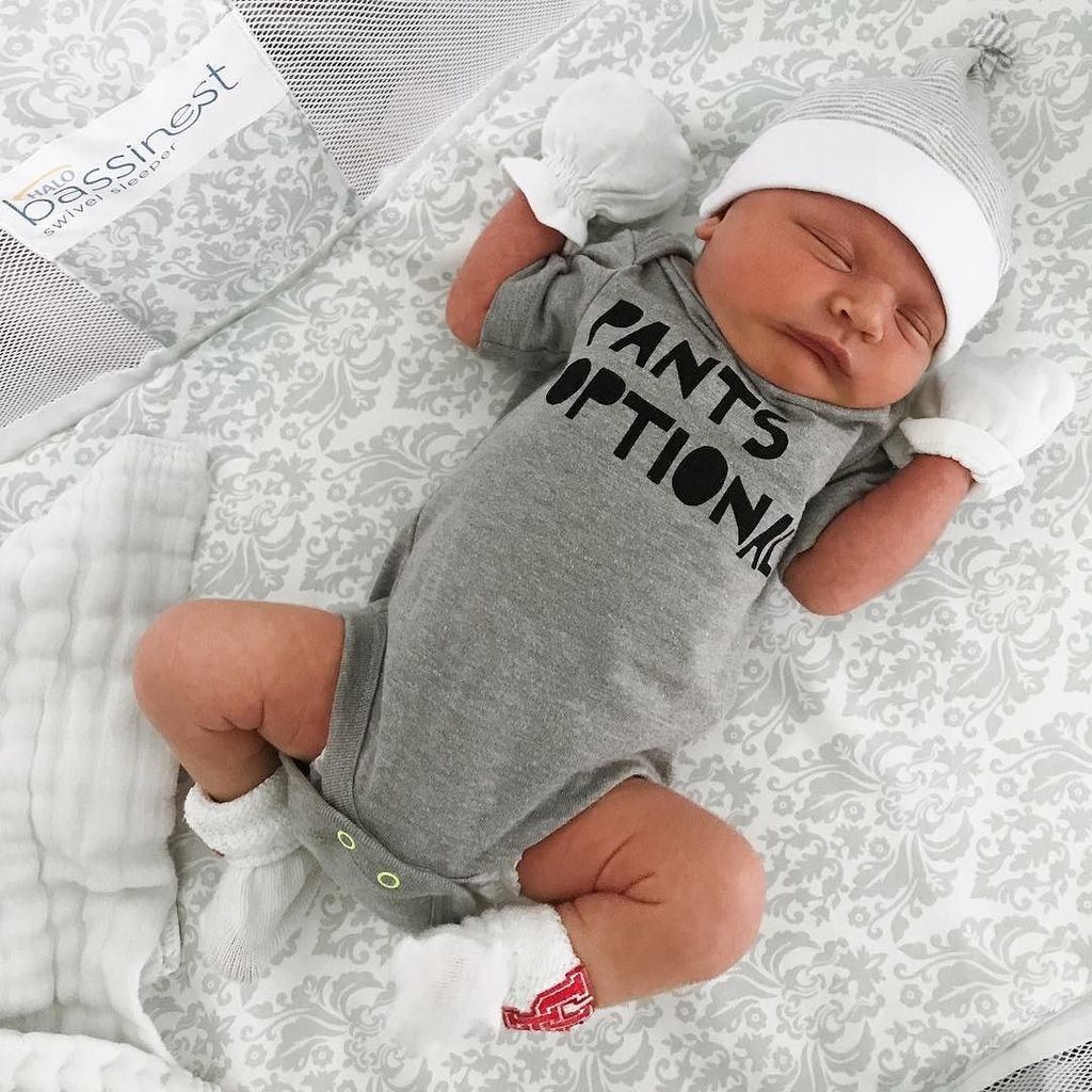 uptownwithellyb's tweet photo. 😍😍😍 perfect in every way. #halobassinest #motherhood #momlife https://t.co/NqKKhZNN3m https://t.co/TKqsm2Ffkr
