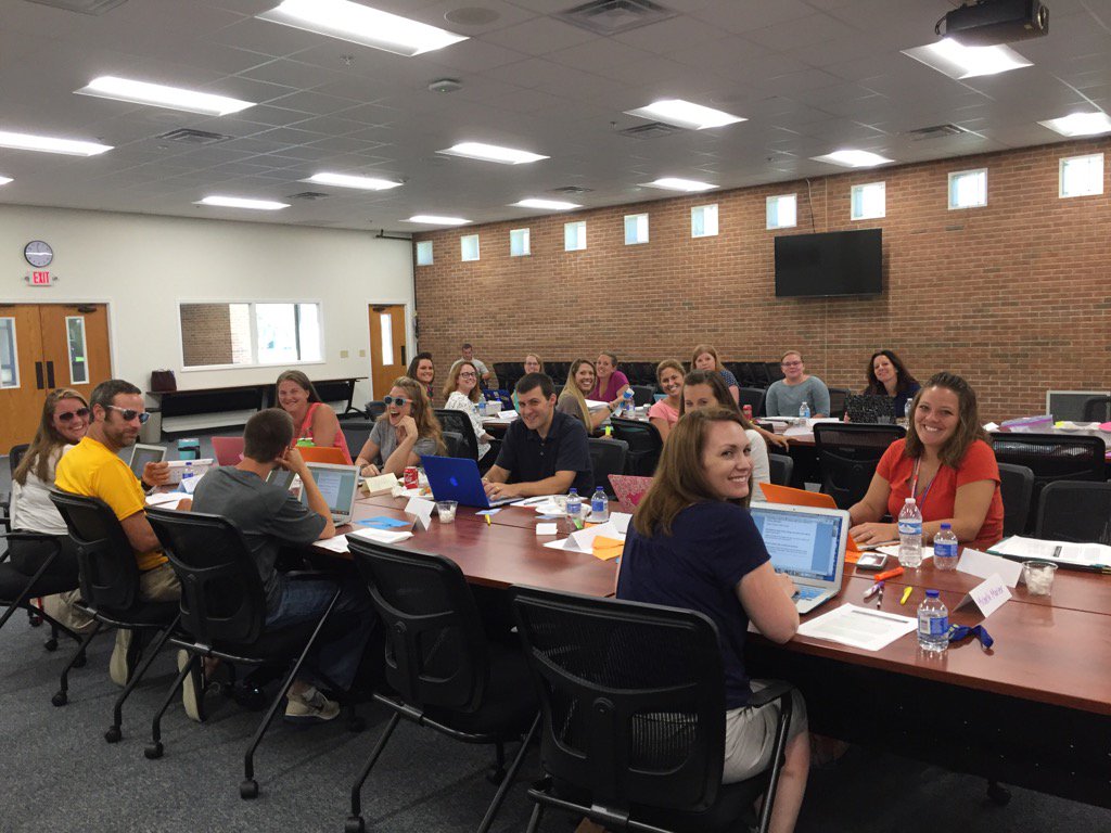 HCrowsonBIL's tweet photo. Thanks Greenfield teachers for a great day! https://t.co/azr4xYufiJ