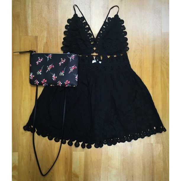ClothesMentorRH's tweet photo. Honey Punch dress- S $12
Clutch- $8
.
.
.
#rockhillsc #sc #southcarolina #cmrockhill #cherryrd #winthrop #winthr... https://t.co/nf6AcXnaaY