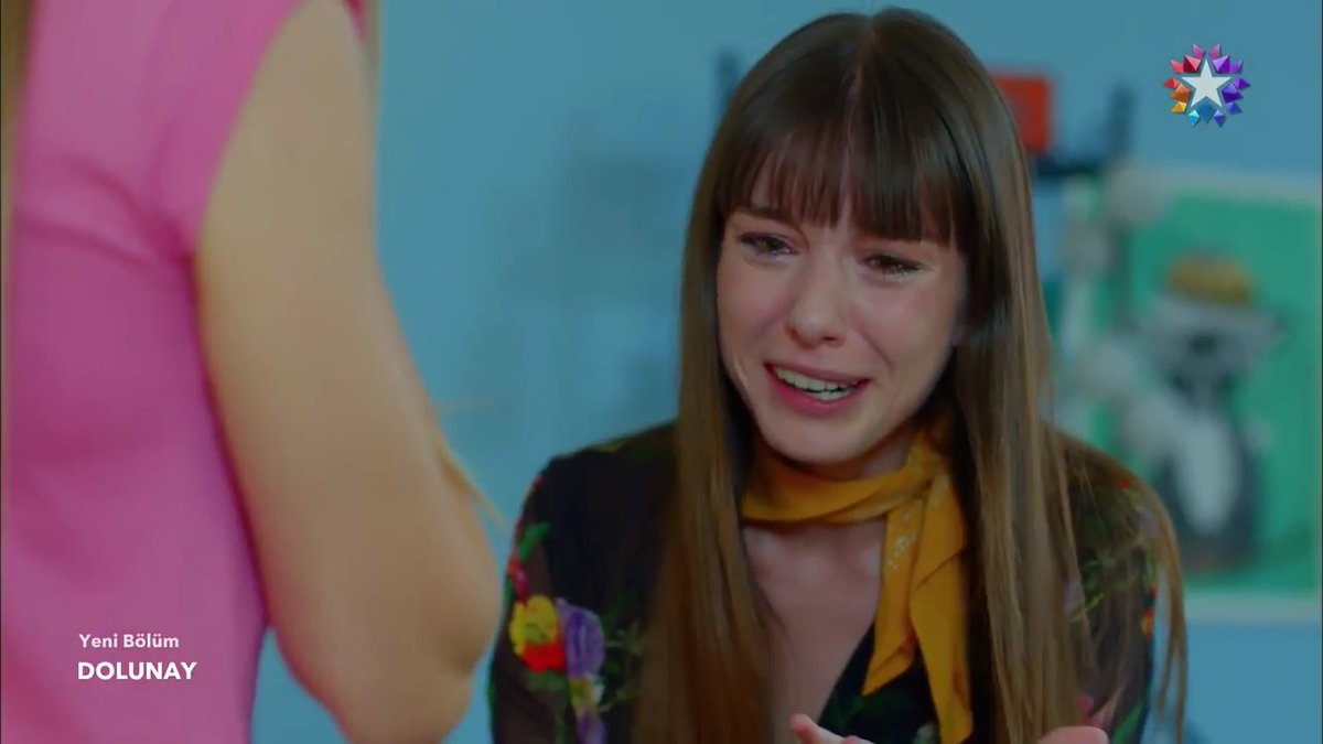 DiziciBagyan's tweet photo. Özge Gürel... 👏 #Dolunay #DolunayEtkisi https://t.co/LCcC7P2hX1