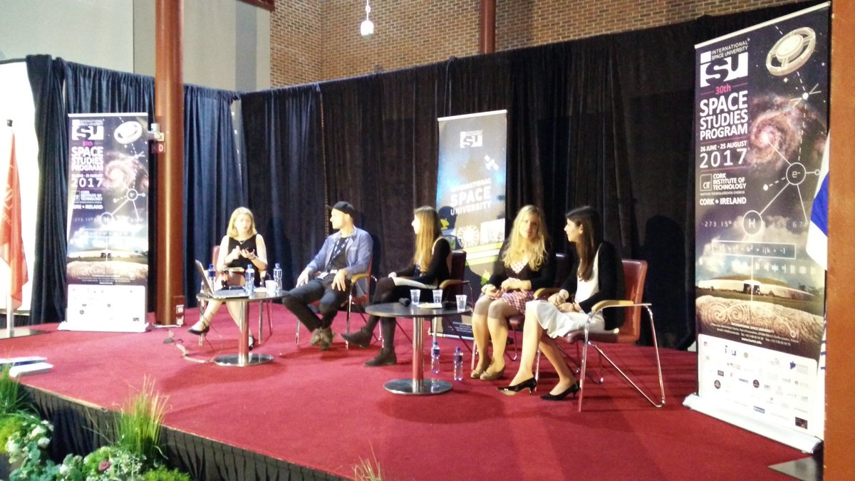 JonathanFaull's tweet photo. Great to see @ruthie147 @futureofmankind @keoghlegale @astro_Michaela &amp; @MarionaBadenas, our future space leaders! #SSP17 #OurSpaceOurTime https://t.co/CFSPNuGhQB
