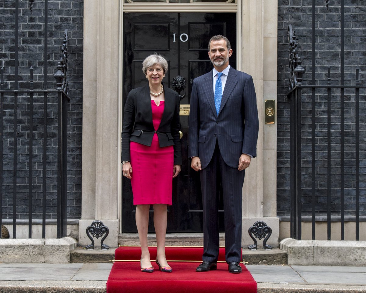 lauraemilyd's tweet image. Politically authentic: how are our politicians embracing literal dressing? politicsandstyle.blogspot.co.uk/2017/07/politi… #theresamay #politicalstyle #amberrudd