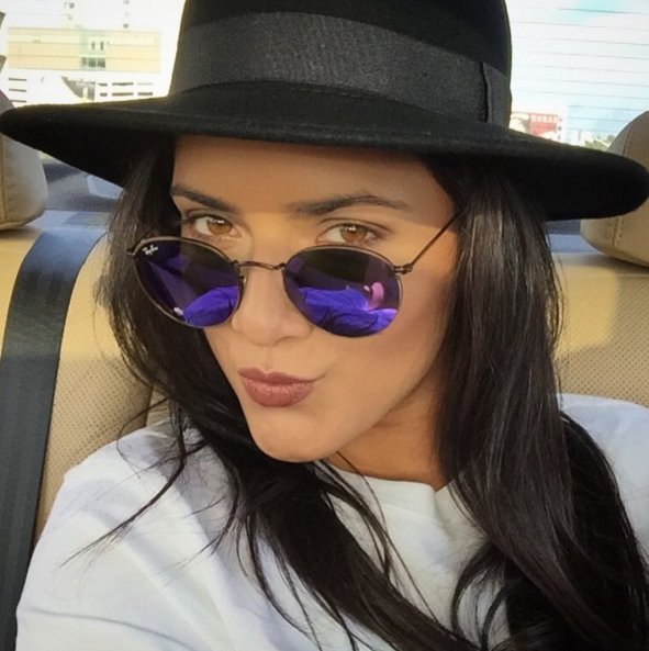 GOportunidadTV's tweet photo. ¡Nuestra presentadora de #GranOportunidad enamora a todos! Estos son los TOP 20 selfies más sexy de @analorenasm 😍 https://t.co/qxXHsYMhXR https://t.co/zNHjnLJnAR