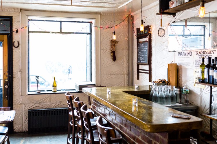 testo_brooklyn's tweet photo. Come for the food, stay for the atmosphere. https://t.co/hnX8bW9N7t