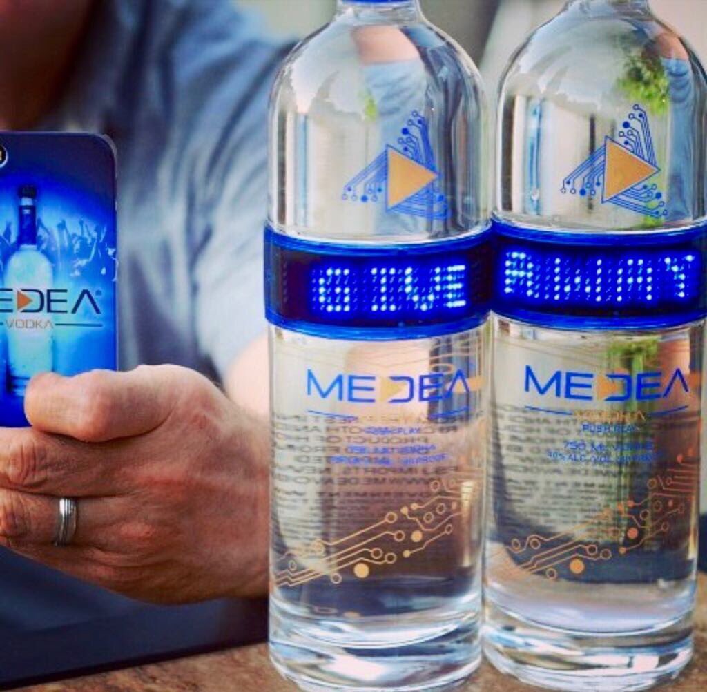 MedeaVodkaUK's tweet photo. FREE SUMMER GIVEAWAY!
Follow &amp; retweet for a chance to win a bottle of MEDEA vodka. Winner announced this Saturday night! #giveaways #vodka https://t.co/bRmtSNssVK