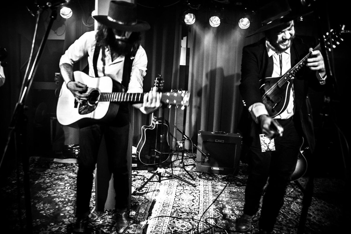 TheDeadSouth4's tweet photo. Just dropped some US tour dates on our FB page! Run, don't walk! #tdssummerslam2017 #TDSUSA https://t.co/Mk6szEKqiT https://t.co/C3T40mAvIw