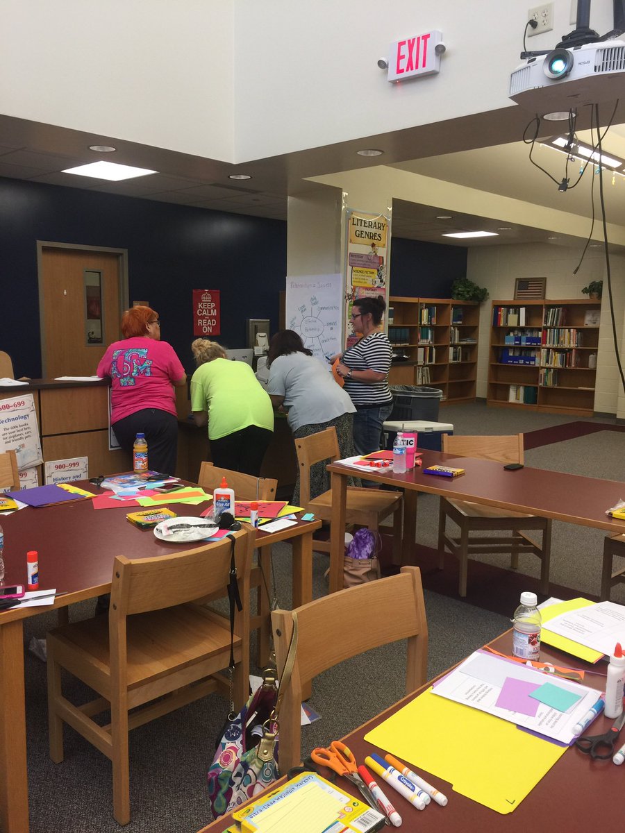 JudithGoodman2's tweet image. Talkers and travelers! Learning how parents and teachers work together.#C2L2017 #interactiveprojects