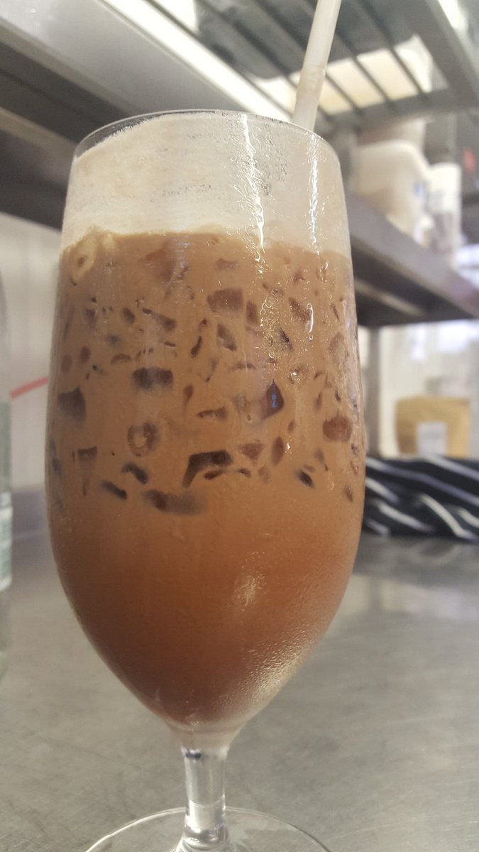 Fererro Roche 'frappe' #earned #happycheffie <a href="/thechefsforum/">𝚃𝚑𝚎 𝙲𝚑𝚎𝚏𝚜’ 𝙵𝚘𝚛𝚞𝚖®🍽</a> <a href="/ThePigGuide/">ThePrandialPlayground</a> <a href="/ElisabeTopChef/">Elisabeth Julienne Guillen</a> <a href="/HolnestCFayre/">Holnest CF 2019</a>