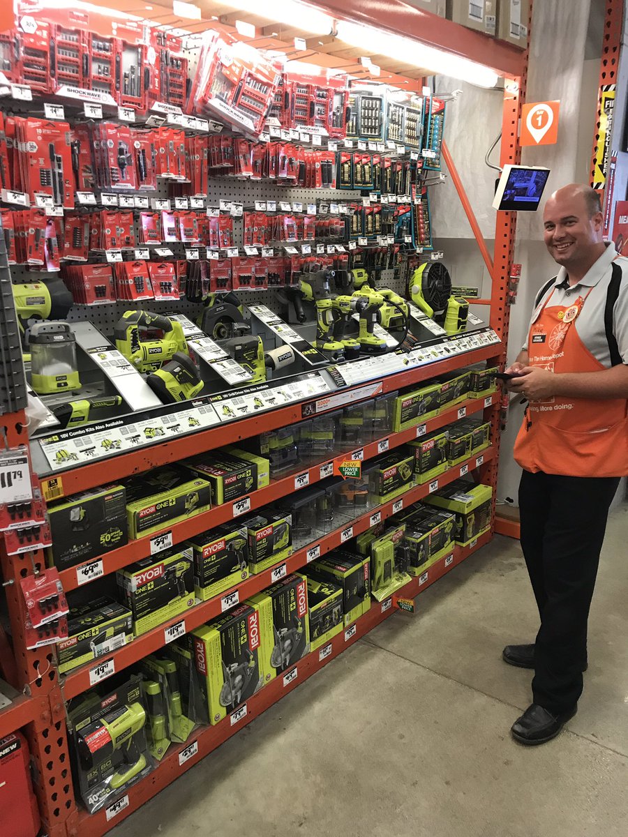 McFarrenGary's tweet photo. Awesome job Mike and @THD_3807 with instocks! Thank you for running the play! #notjustfaucets #only6daysleft https://t.co/jybgHBMKJ2