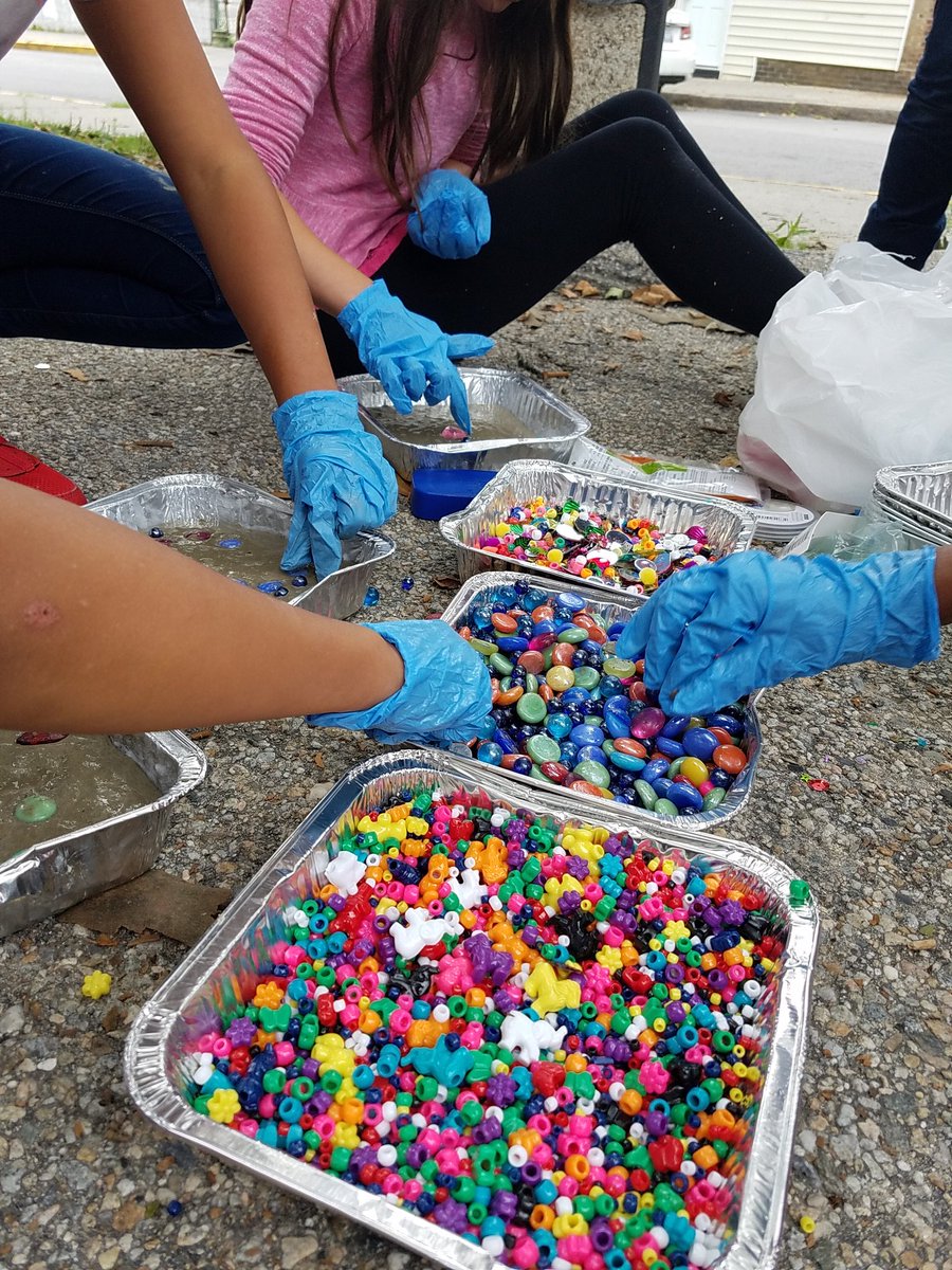 CDL_RI's tweet photo. More stepping it up in style. Plus we learned about cement! #CDLRI #steammpowered #showyourstuff #summerlearning https://t.co/3lJ2pwtEaw