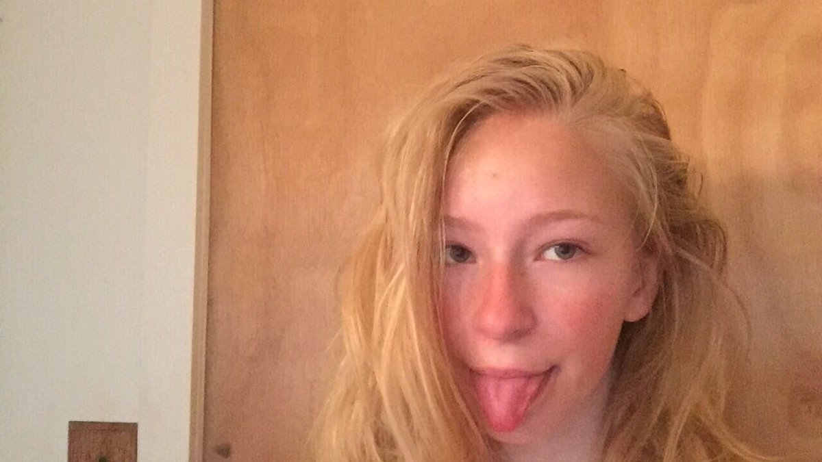 DOMZEGLAlTIS's tweet photo. @GloomyKassie let me just take a moment to own how cute i am https://t.co/3s5ph3SxGk