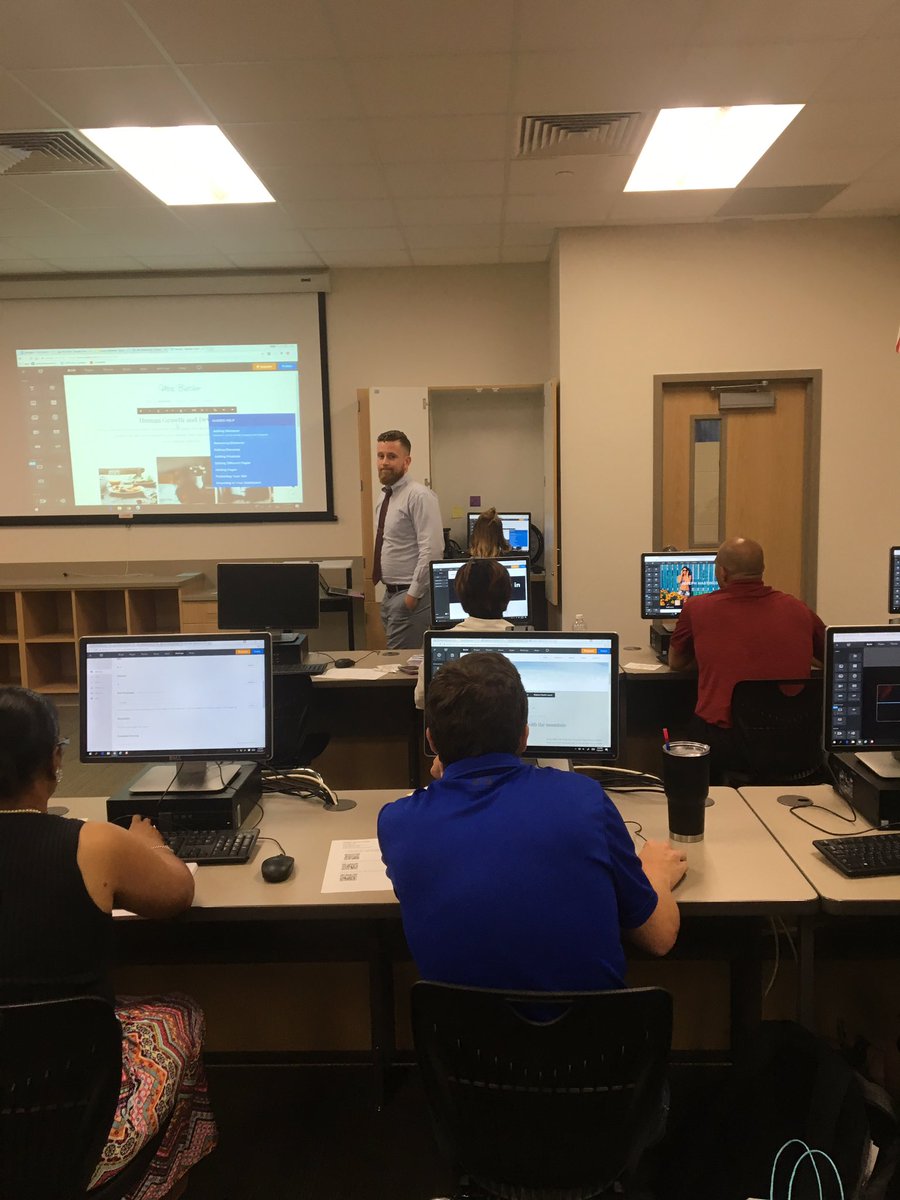 SweetyTechy's tweet image. Disruptive Learning IS a good thing! #DISDTechnology