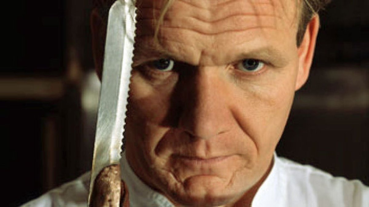 Celebrity chef @GordonRamsay helps to kill 3 pythons in Florida, then cooks them bit.ly/2uUXjY8 https://t.co/m6yb4s1Fl1