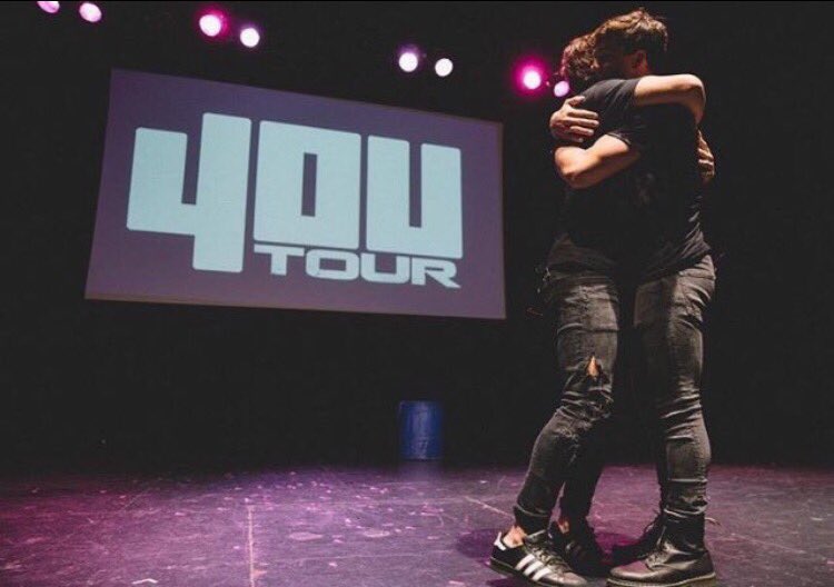 graysunicorn's tweet photo. We r all here for u❤️
We all freaking love u💜
If you're not feeling well take a break ✨
#HereForEthan #HereForGrayson #HereForTheDolans https://t.co/MDSCpXSgOm