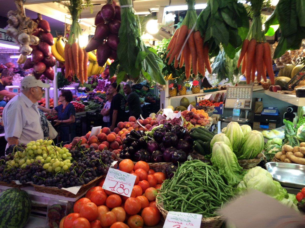 MoranaP's tweet photo. #market #italy #sardinia #HealthyLiving https://t.co/d87q3FUZS1