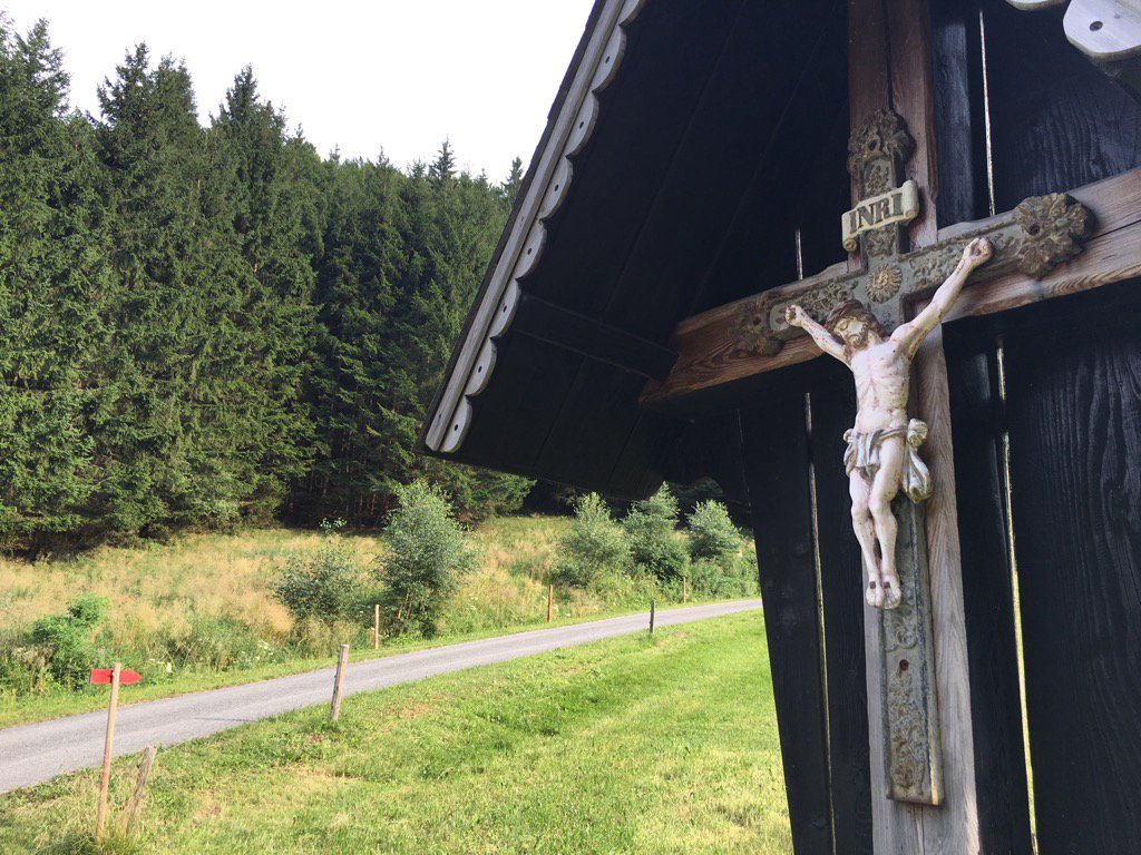 GeorgeBrko's tweet photo. #SvetiKriž pod Svetim Križem nad #BeleVode #Slovenijavsrcu #Fotonatečaj https://t.co/stDpV31rDp