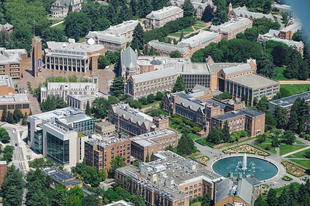 UW's tweet photo. Sweeping views from above. What's your favorite campus landmark?
#UDubSummer https://t.co/QbuOd7aD2V