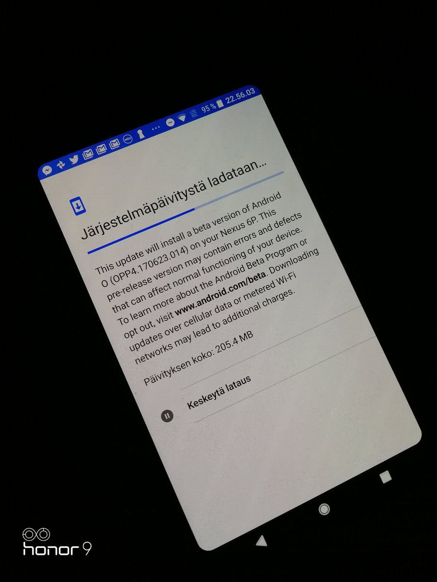 RODENT950's tweet image. Viimeistä viedään ja sitten jakoon #androidOpreview