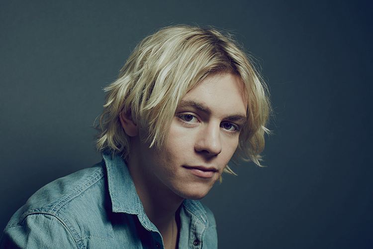 RikerInfoBR's tweet image. [FOTO]: Mais fotos do photoshoot feito pelo Ross para o Brooklin Pictures!