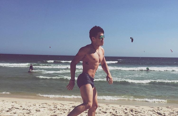 gusrochx's tweet image. Hola a todos! Me regalan un rt para darme a conocer? 
•Abierto a cualquier rol.
•Bi.
•Buscando partner.
Mg y abro rol!