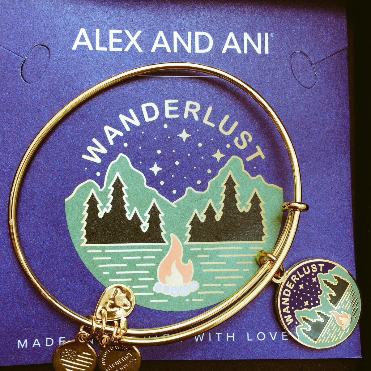 nicoovm's tweet photo. adding two more @alexandani bracelets for my collection🙌🏼yayyy 💕 #CostaRica #wanderlust 🇨🇷🍃#alexandani @Multiplaza_CR #MadeInAmericawithLove https://t.co/cryJwe2e7s
